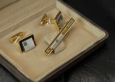 givenchy cufflinks tie pin set dead stock