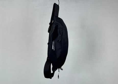 comme des garcons body bag dead stock