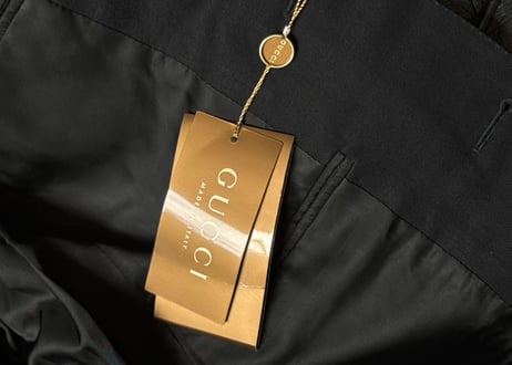 gucci set up suit black dead stock