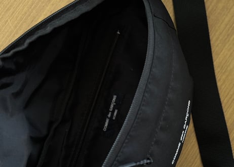 comme des garsons logo shoulder bag dead stock