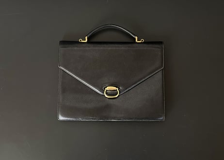 a testni leather bag