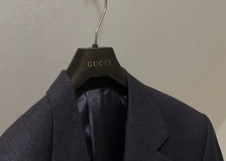 gucci set up suit gray stripe