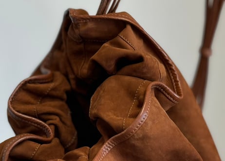 bally leather bag