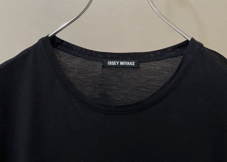 isseymiyake tops