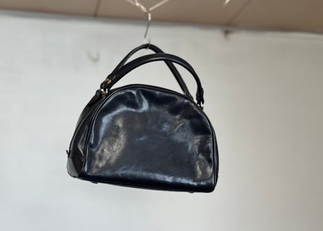 hirofu H logo leather bag