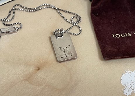 louis vuitton necklace