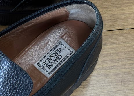gianni versace "初期" medusa leather loafers