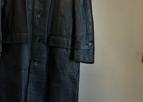 "weekend leather selection" G
