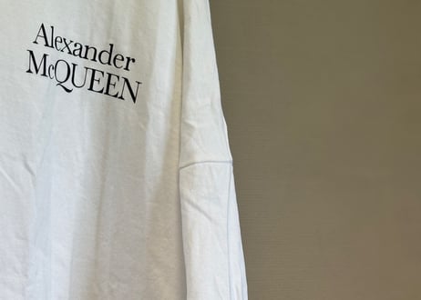 alexander mcqueen 2023ss over size logo tops