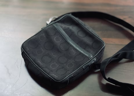 salvatore ferragamo shoulder bag