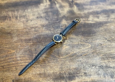 gucci dress watch C