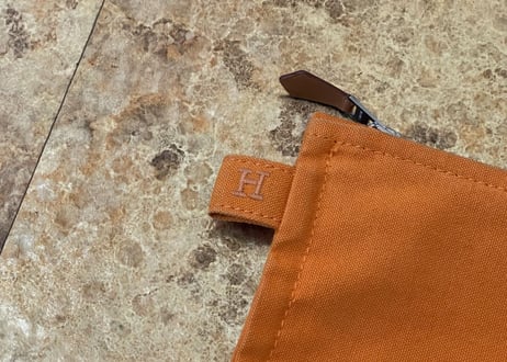 hermes orenge pouch bag "medium”
