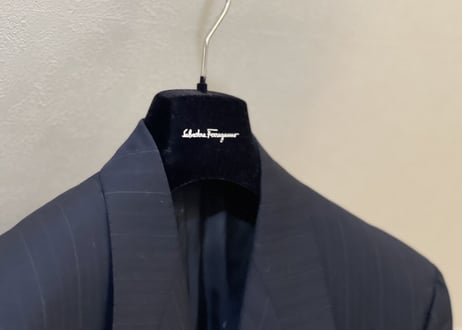 salvatore ferragamo super 150s wool set up suit