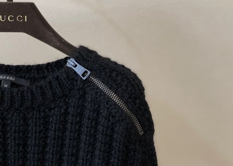 gucci zip knit dead stock