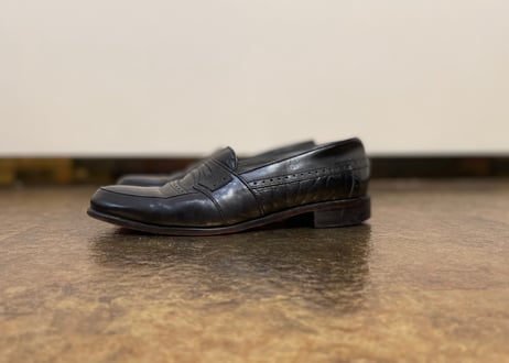yves saint laurent leathr loafer