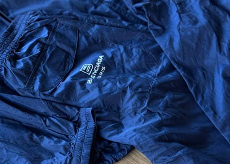 balenciaga logo set up suit