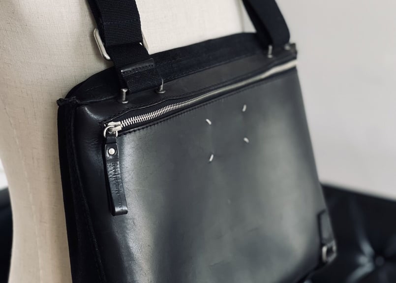 maison margiela ”replica 1970s” leather bag | 