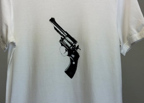 dolce & gabbana gun graphic tops