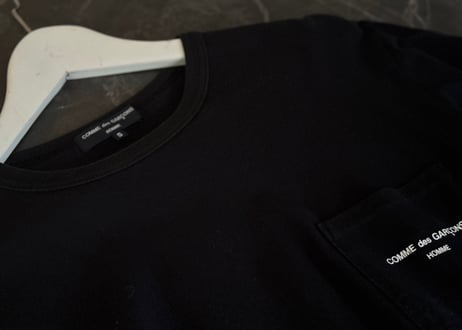 comme des garçons logo tops