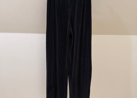 pleats trousers