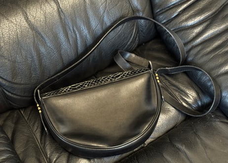 salvatore ferragamo leather shoulder bag