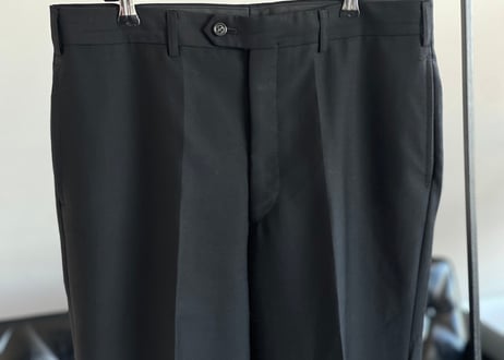 saint laurent black three peace set up suit