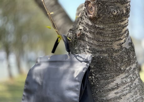 y'saccs leather shoulder bag