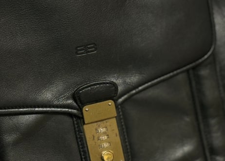 balenciaga ”BB logo”leather shoulder bag