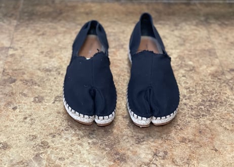 maison margiela tabi shose black 40 dead stock