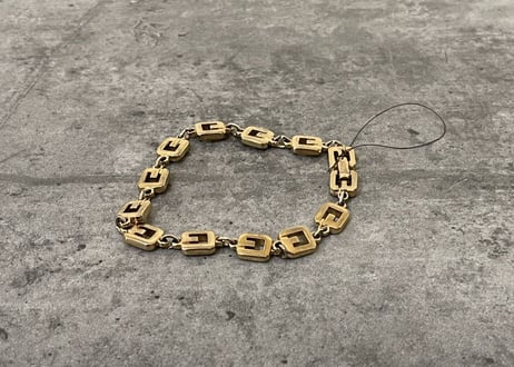 80-90s givenchy gold bracelet"G"