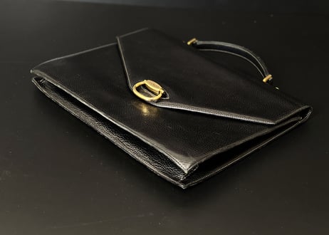 a testni leather bag