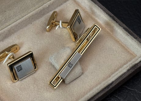 givenchy cufflinks tie pin set dead stock
