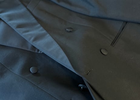valentino smorking set up suit