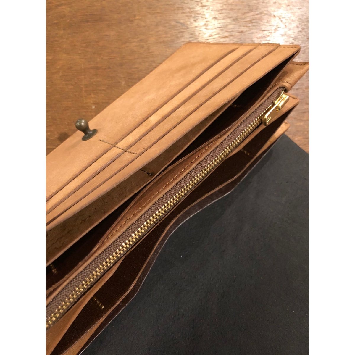 forme : flp-18 Wallet / black | a. arm