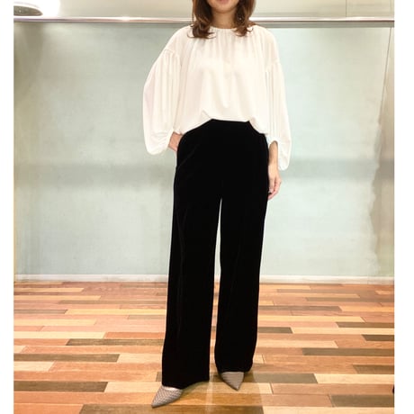 ベロアパンツ