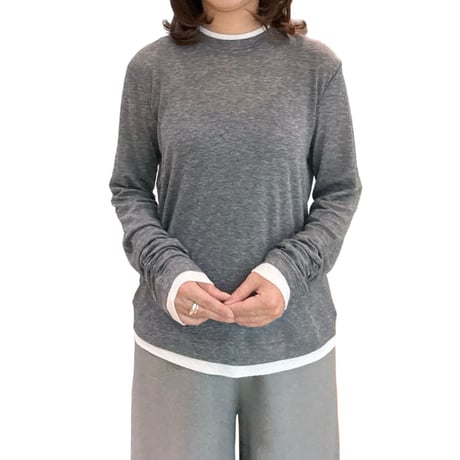 再入荷　レイヤード風 ニット