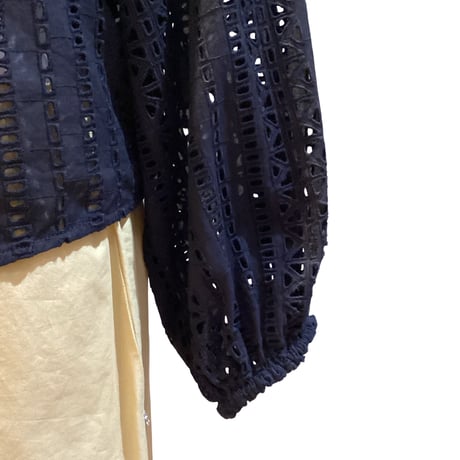 再々入荷　2WAY ブラウス