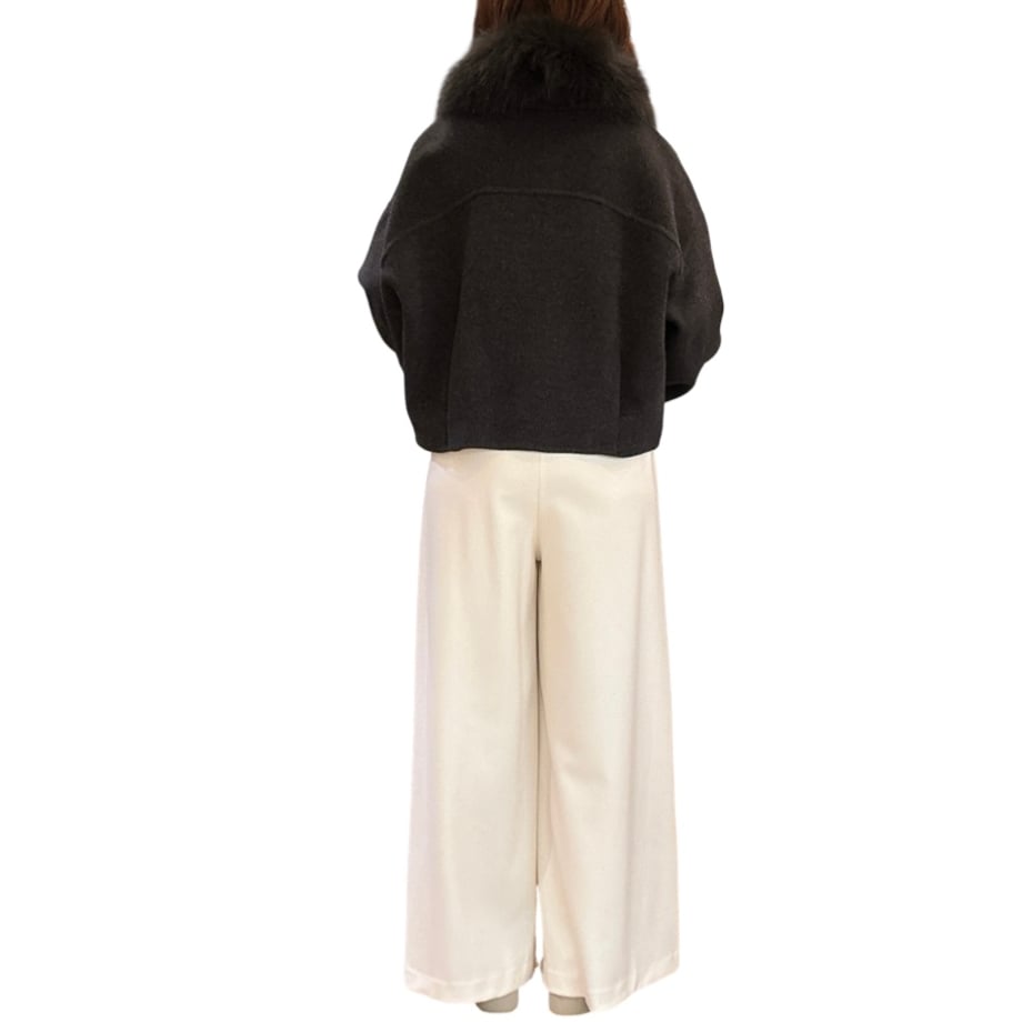 690afb83d4450334ddd71350