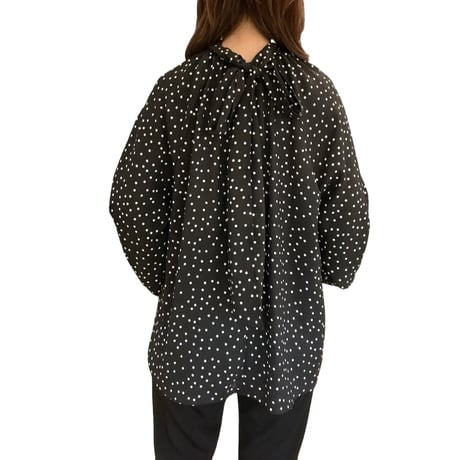 再入荷　ブラウス