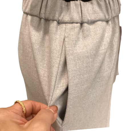 ワイドパンツ