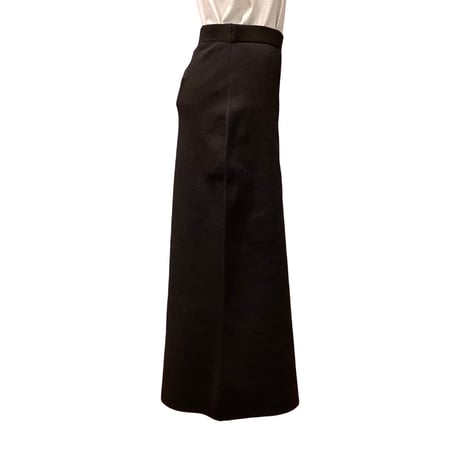 再入荷　ニットスカート