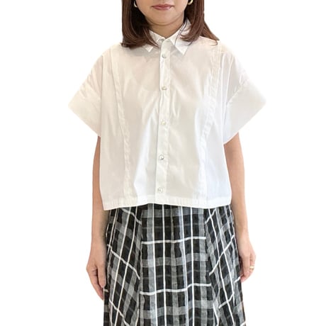 ブラウス