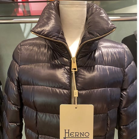HERNO ヘルノ　ダウンコート