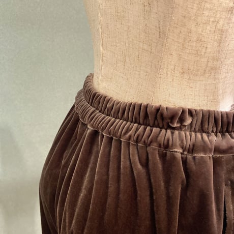 ベロアパンツ