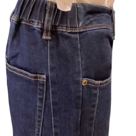 再入荷　デニムパンツ