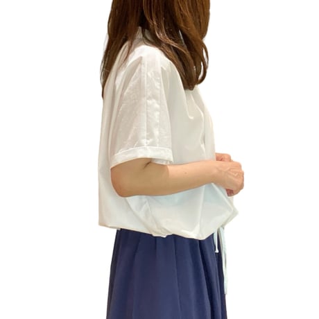 ブラウス