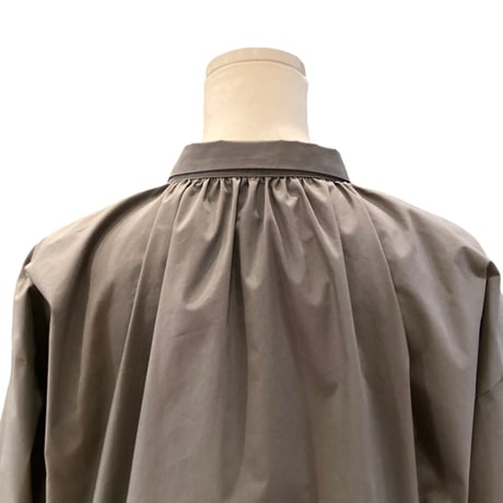 再入荷　ブラウス