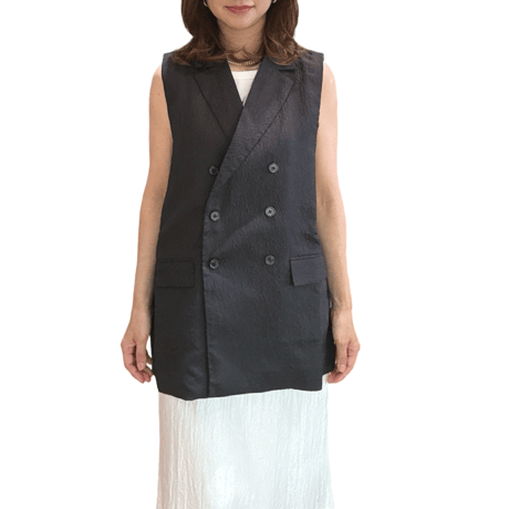 再々入荷　ジレ