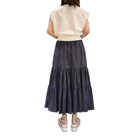 再入荷スカート
