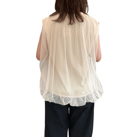 チュール付きTシャツ